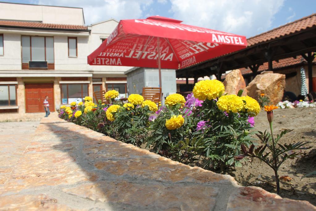 Hotel Old Bazaar Skopie Exterior foto